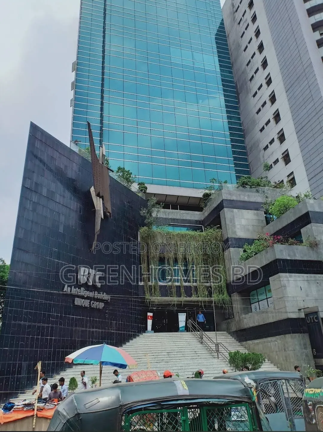 ইউনিক ট্রেড সেন্টার, পান্থপথ কমার্শিয়াল স্পেস ফর সেল
