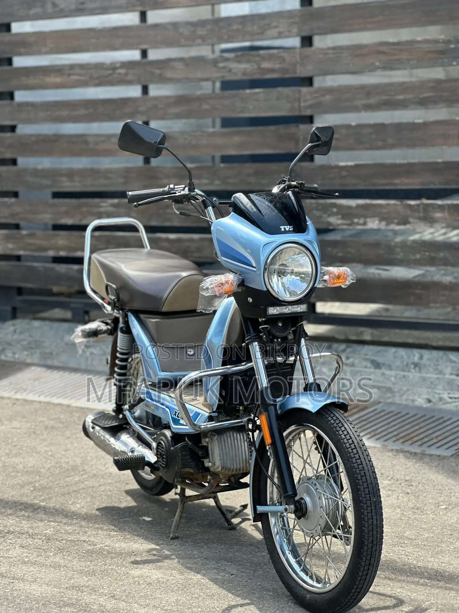 টিভিএস এক্সএল ১০০ ২০২৫ নীল
