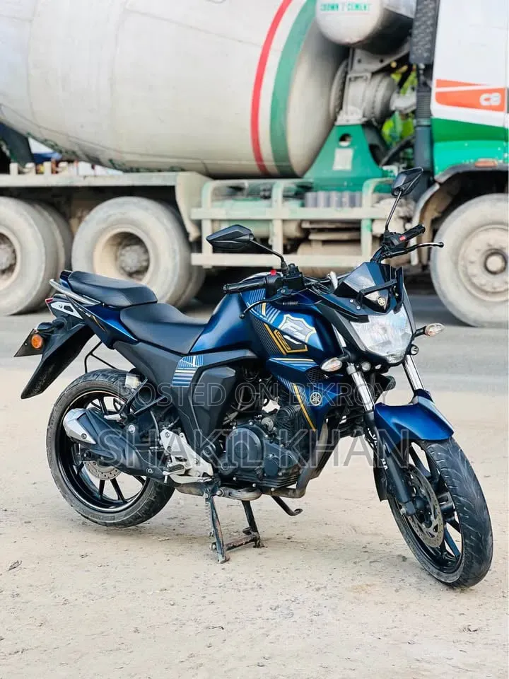 Yamaha FZS V2 2025 Blue