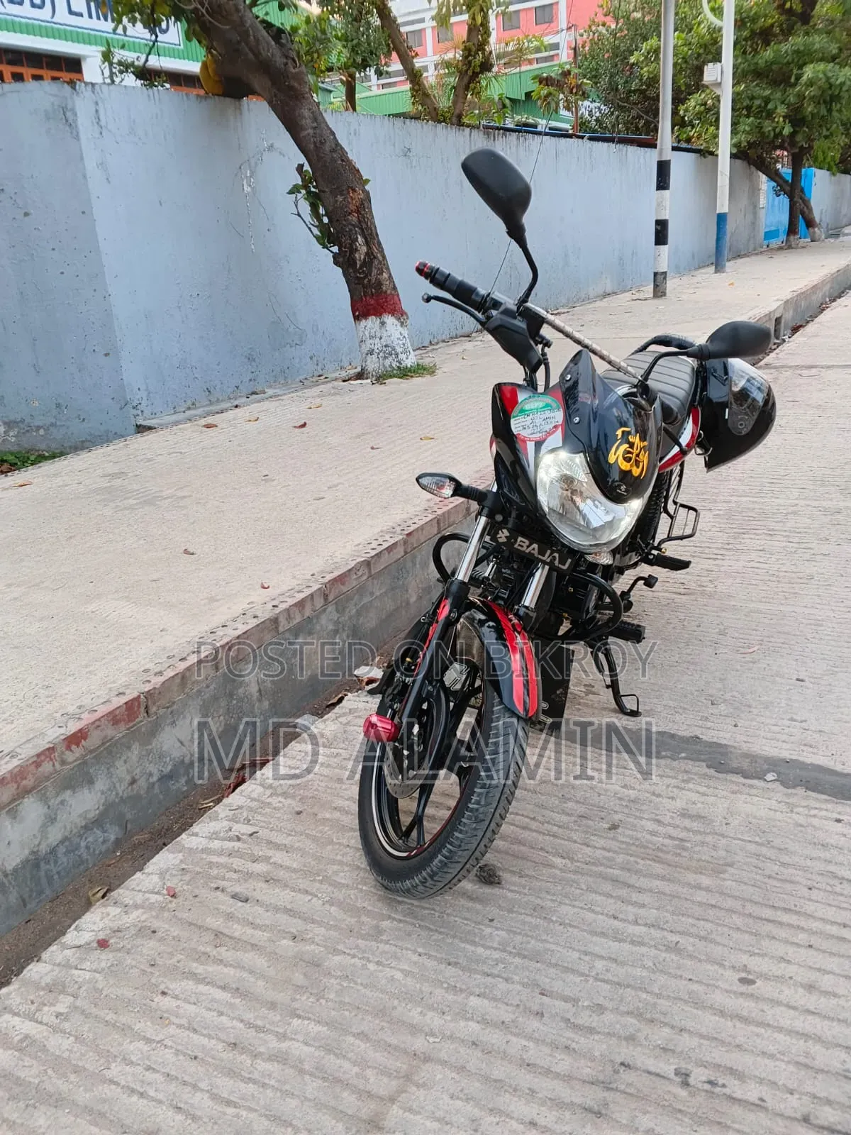 Bajaj Discover 125 2023 Black