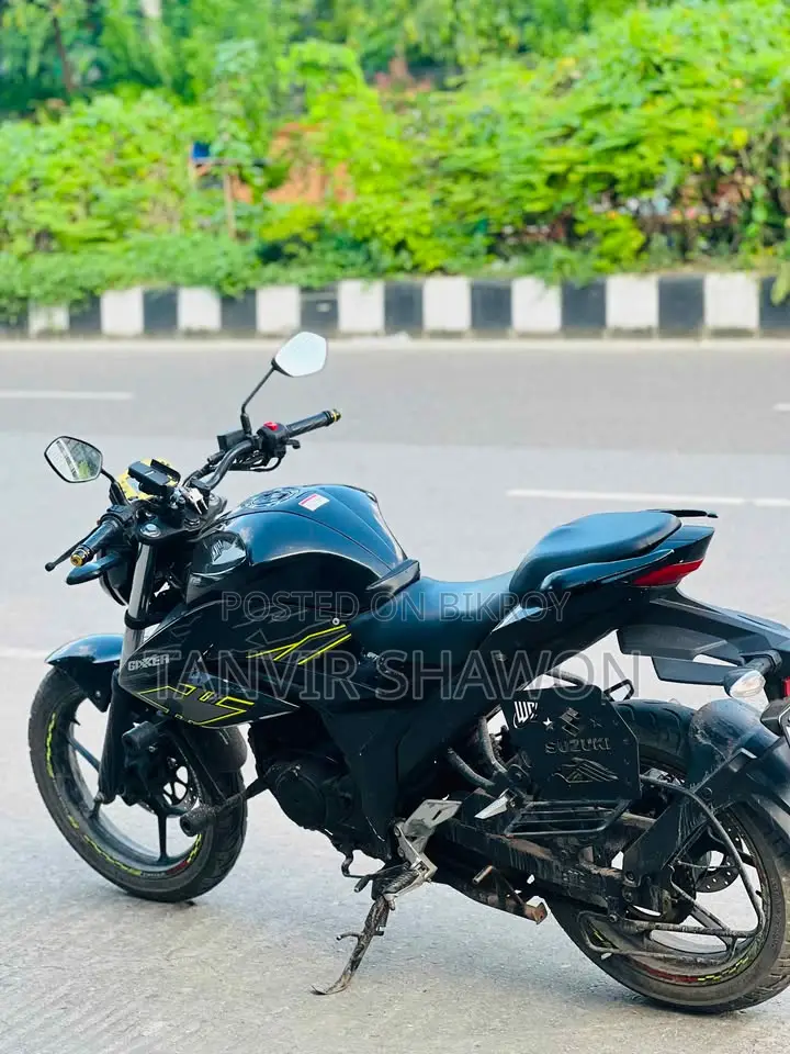 Suzuki Gixxer 2022 Black
