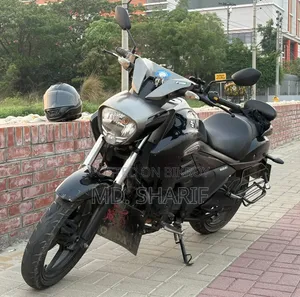 Suzuki Intruder 2022 Black