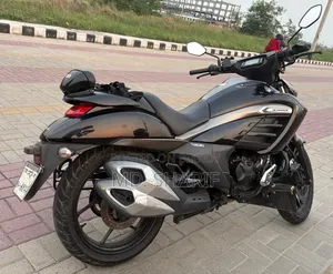 Suzuki Intruder 2022 Black