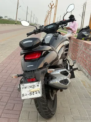 Suzuki Intruder 2022 Black