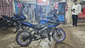 Bajaj Pulsar 150 2015 Blue