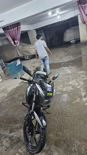 টিভিএস আপাচে আরটিআর ১৬০ টুভি ২০১২ কালো