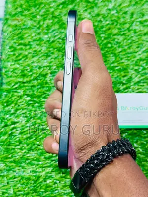 অ্যাপল আইফোন ১৫ প্রো ১২৮ জিবি ব্ল্যাক