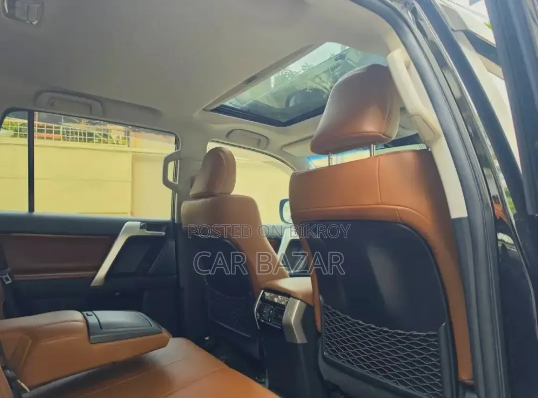 Toyota Land Cruiser Prado 2.7 2022 Black