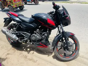 বাজাজ পালসার ১৫০ ২০২১ কালো
