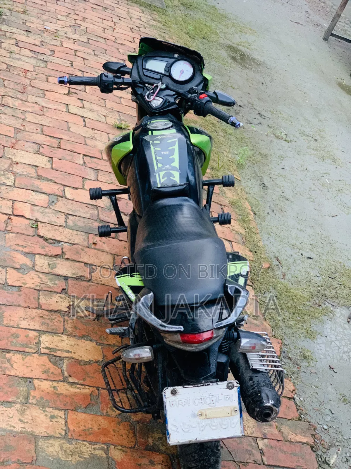 TVS Apache RTR 160 2V 2016