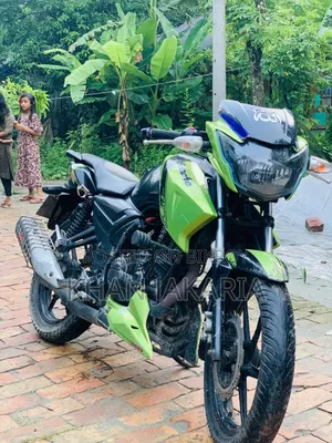TVS Apache RTR 160 2V 2016