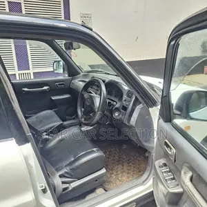 টয়োটা র‍্যাভ৪ ১৯৯৫ সাদা