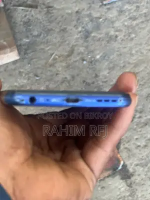 Vivo Y11 32 GB Blue