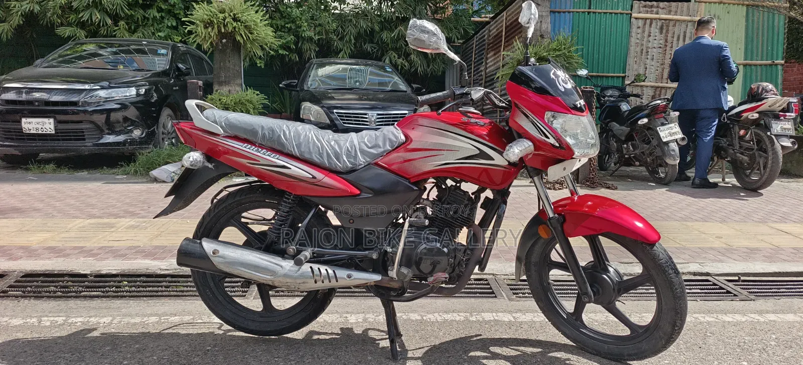 New TVS Metro 2022 Red