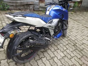 টিভিএস আপাচি আরটিআর ১৬০ ৪ভি ২০২০ নীল