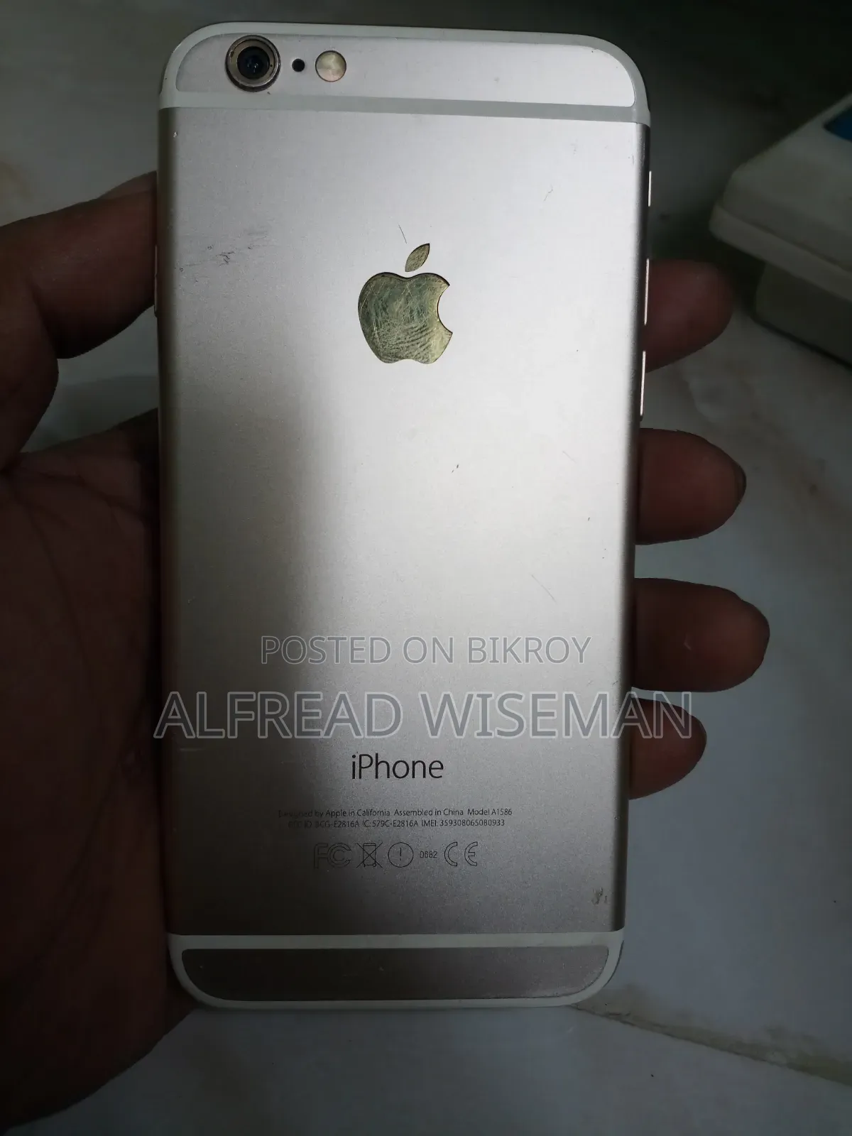 অ্যাপল আইফোন ৬এস ৬৪ জিবি রোজ গোল্ড