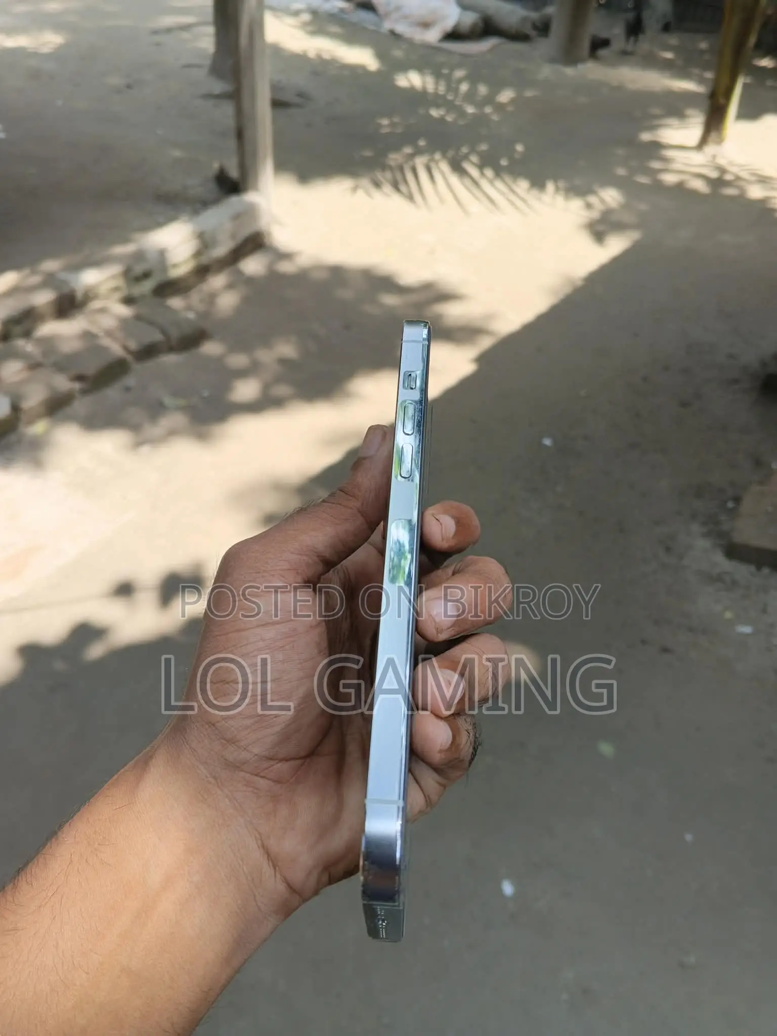 অ্যাপল আইফোন ১৪ প্রো ম্যাক্স ১২৮ জিবি হোয়াইট