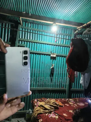 নতুন ইনফিনিক্স হট ৬০ প্রো+ ২৫৬ জিবি সাদা