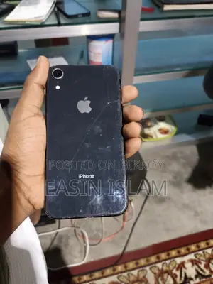অ্যাপল আইফোন এক্সআর ১২৮ জিবি কালো