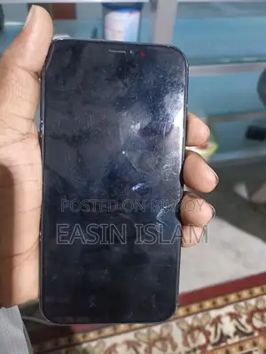 অ্যাপল আইফোন এক্সআর ১২৮ জিবি কালো
