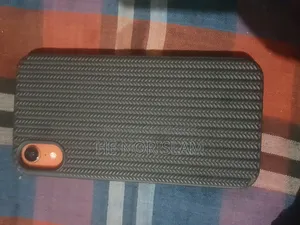 অ্যাপল আইফোন এক্সআর ৬৪ জিবি কমলা