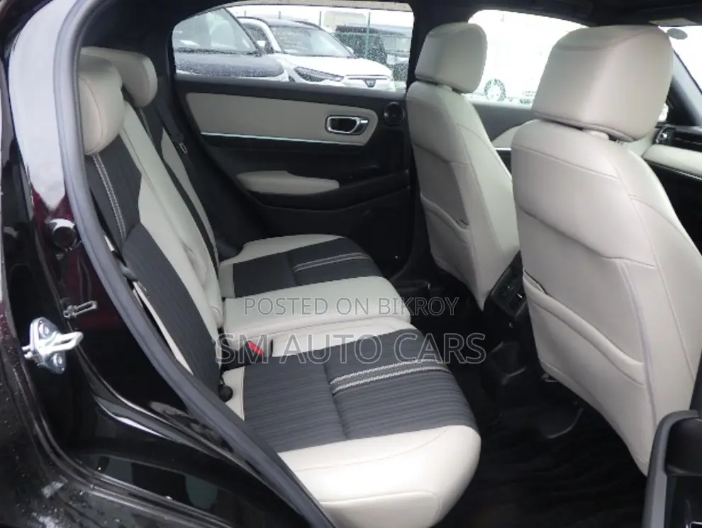 Honda Vezel 2021 Black