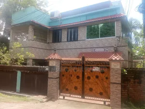 খুলনা সদরে আসবাবপত্রসহ ৪ বেডরুমের বাড়ি বিক্রয়
