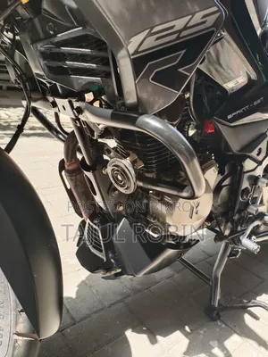 Hero Xtreme 125R 2025 Black