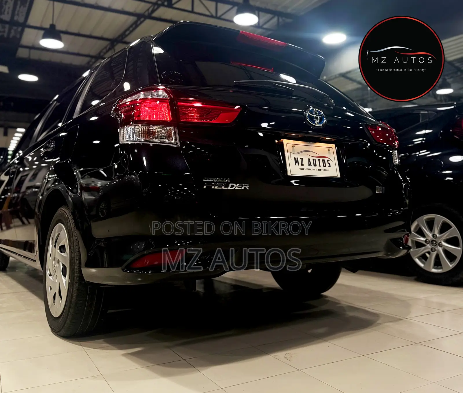Toyota Corolla Fielder 1.5 Hybrid FWD 2021 Black