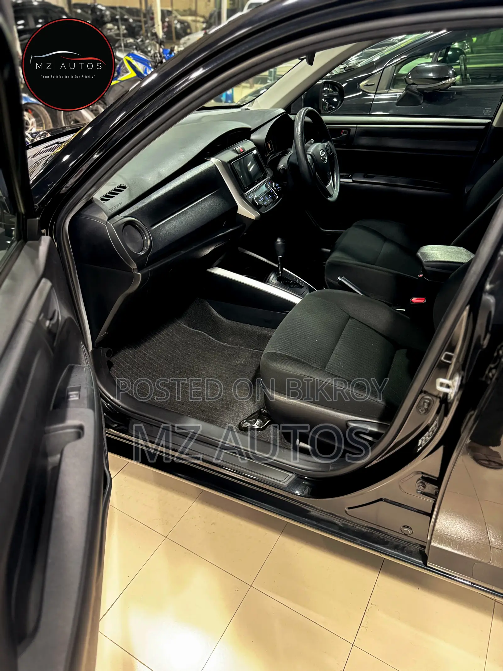 Toyota Corolla Fielder 1.5 Hybrid FWD 2021 Black