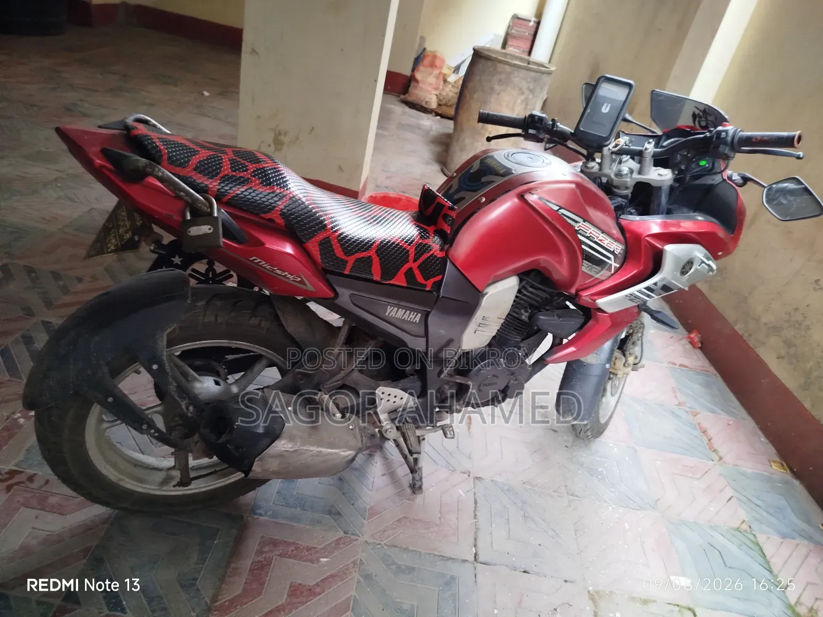 Yamaha Fazer V1 2011 Red