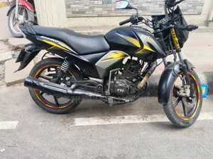 TVS Stryker 125 2023 Yellow