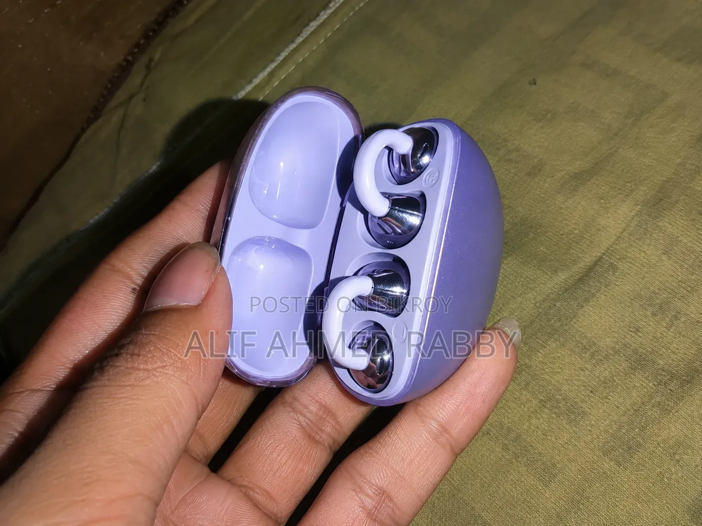 ওয়্যারলেস ব্লুটুথ ইয়ারবাডস