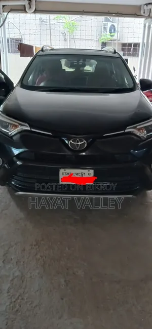 টয়োটা আরএভি৪ ২০১৬ কালো
