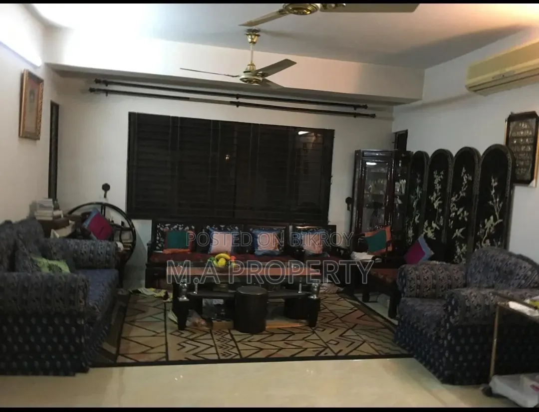 নভানা, গুলশানে ৩ বেডরুমের অ্যাপার্টমেন্ট বিক্রির জন্য