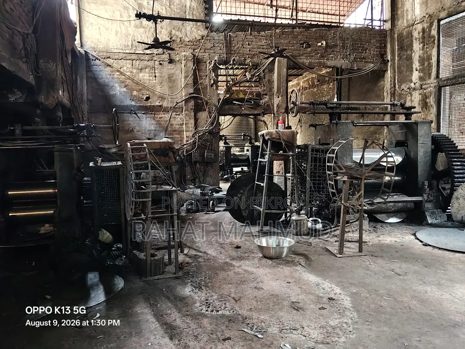 Running Aluminum Pot and Pan Factory with Land