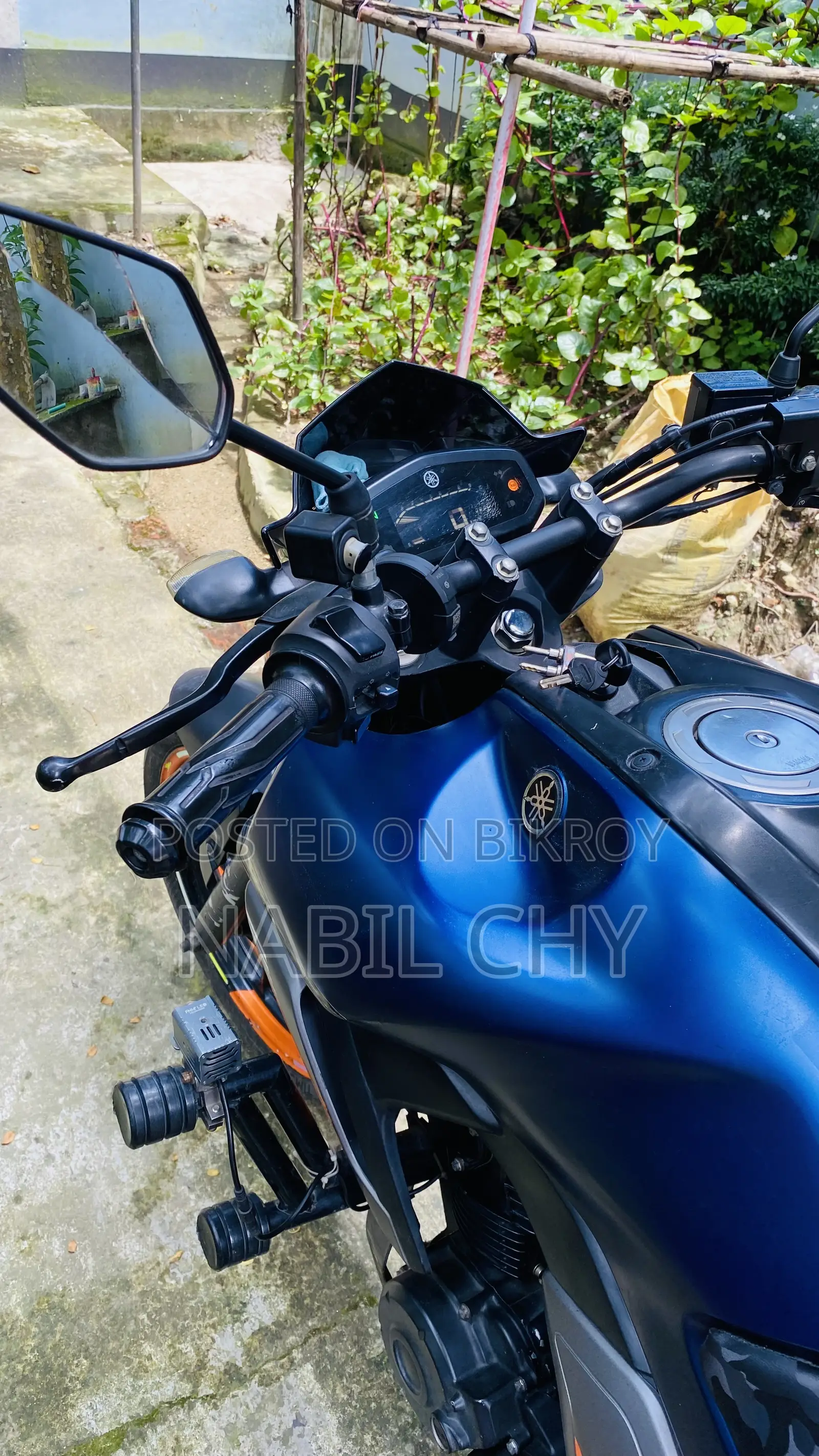 ইয়ামাহা এফজেডএস ভি৩ ২০২১ নীল