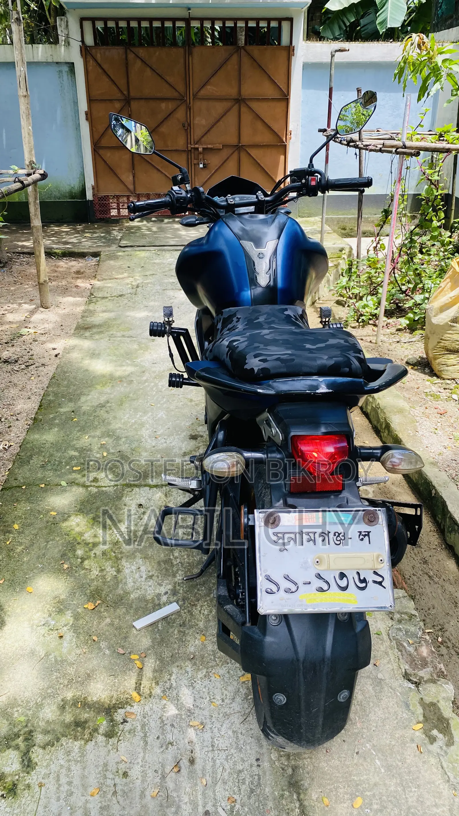 ইয়ামাহা এফজেডএস ভি৩ ২০২১ নীল