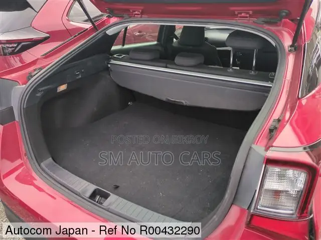 Toyota Prius 2020 Red