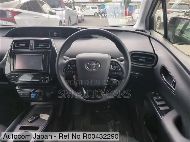 Toyota Prius 2020 Red
