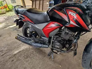 টিভিএস স্ট্রাইকার ১২৫ ২০২০ লাল