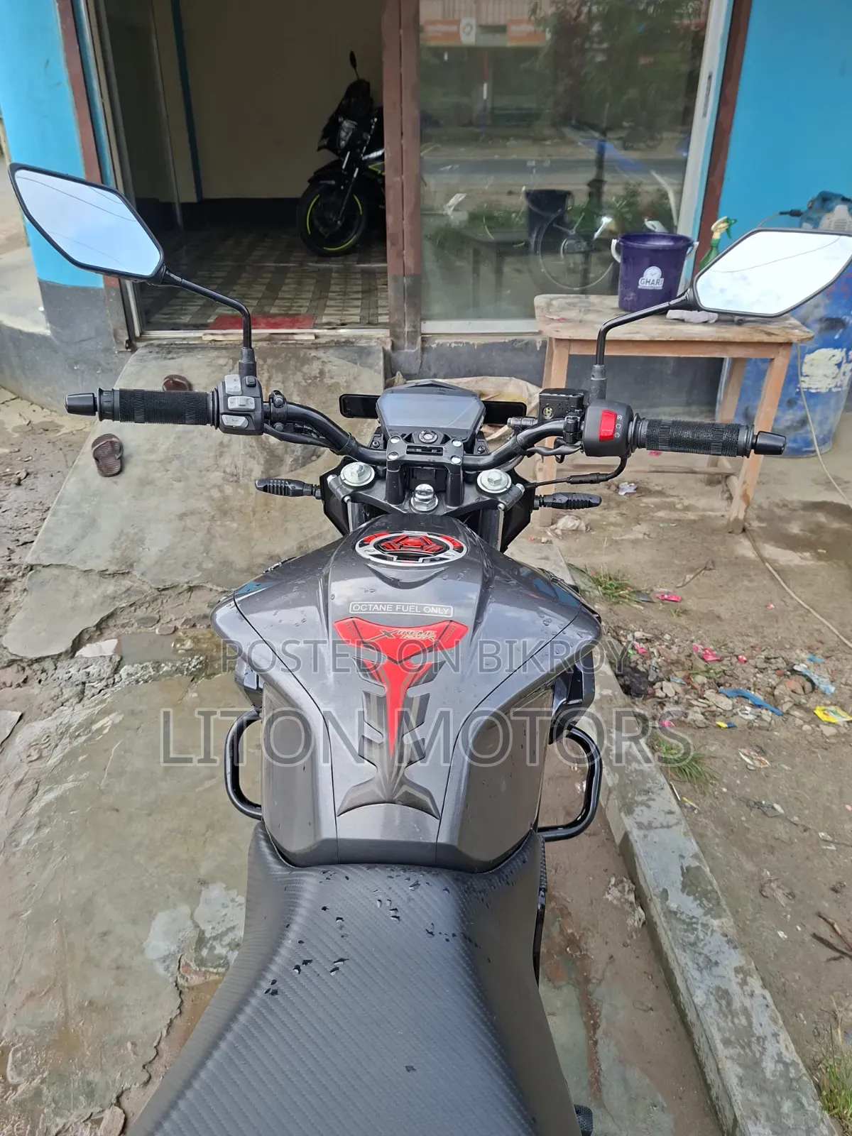 হিরো এক্সট্রিম ১২৫আর ২০২৫ ব্ল্যাক