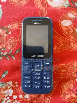 নতুন স্যামসাং বি৩১০ কালো