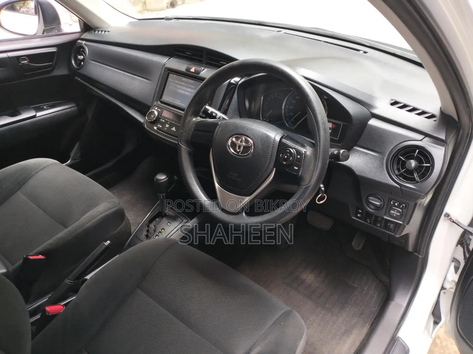 Toyota Axio 1.5 Hybrid 2WD 2018 White
