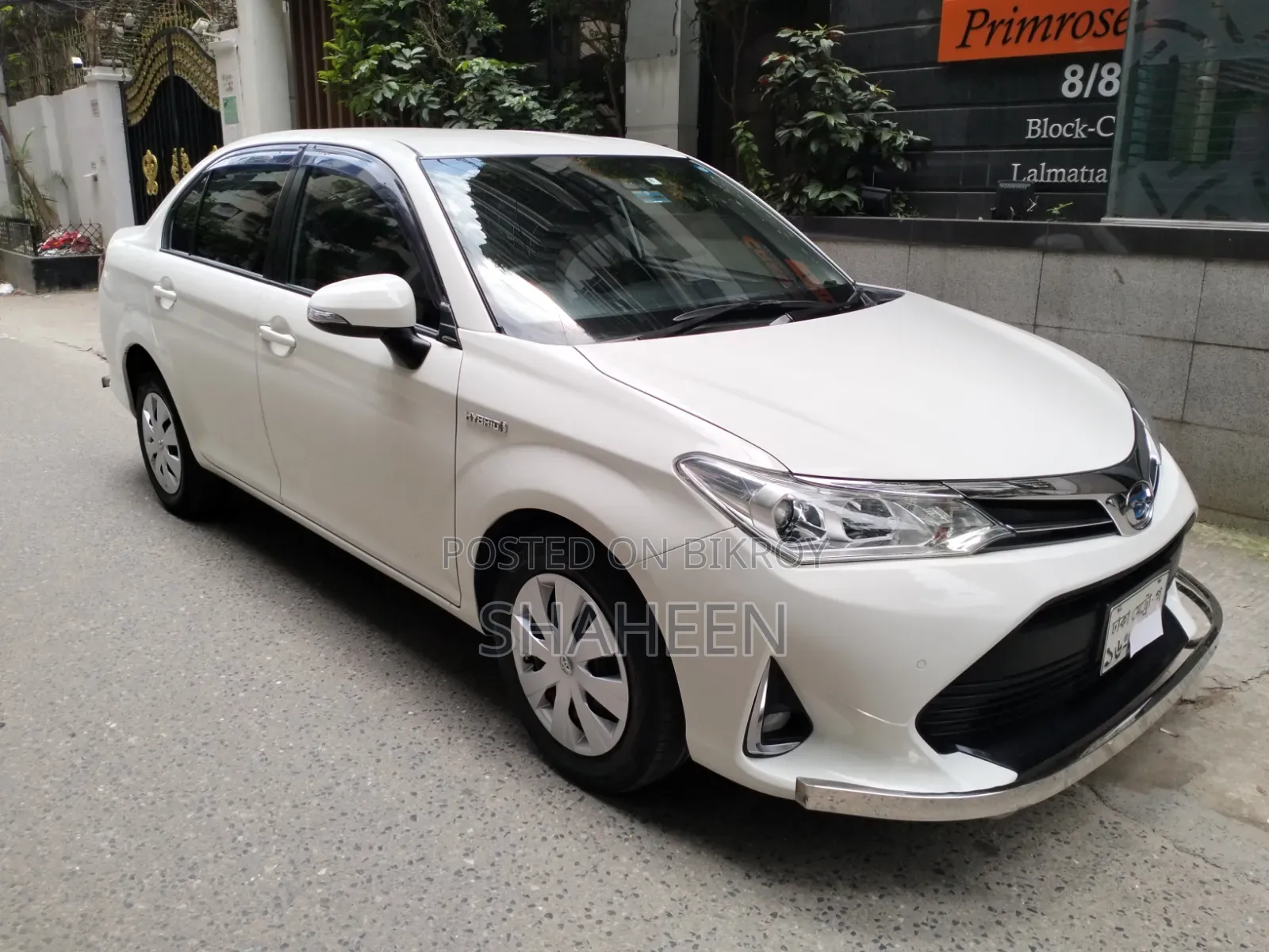 Toyota Axio 1.5 Hybrid 2WD 2018 White