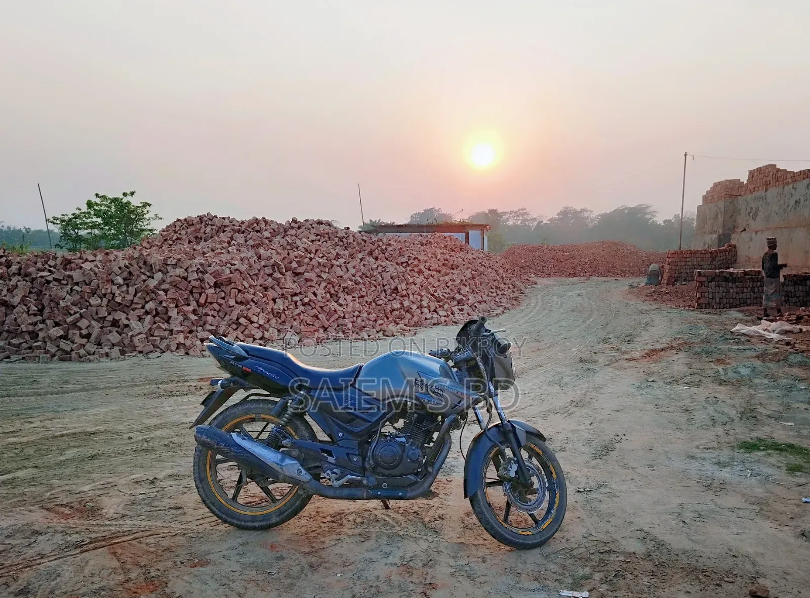 TVS 2018 Black