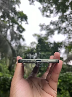 মোটোরোলা এজ ৭০ ২৫৬ জিবি সবুজ