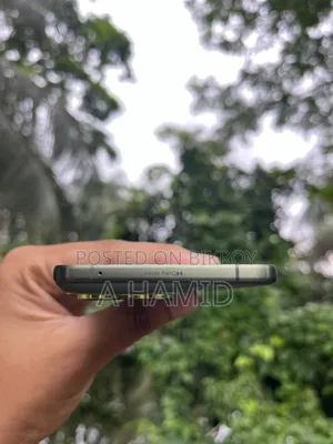 মোটোরোলা এজ ৭০ ২৫৬ জিবি সবুজ