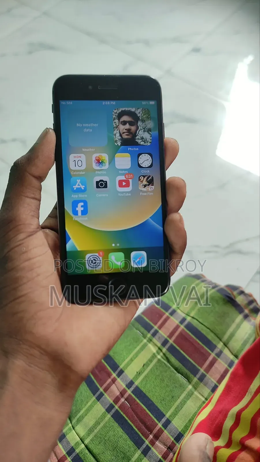 অ্যাপল আইফোন ৮ ৬৪ জিবি ব্ল্যাক