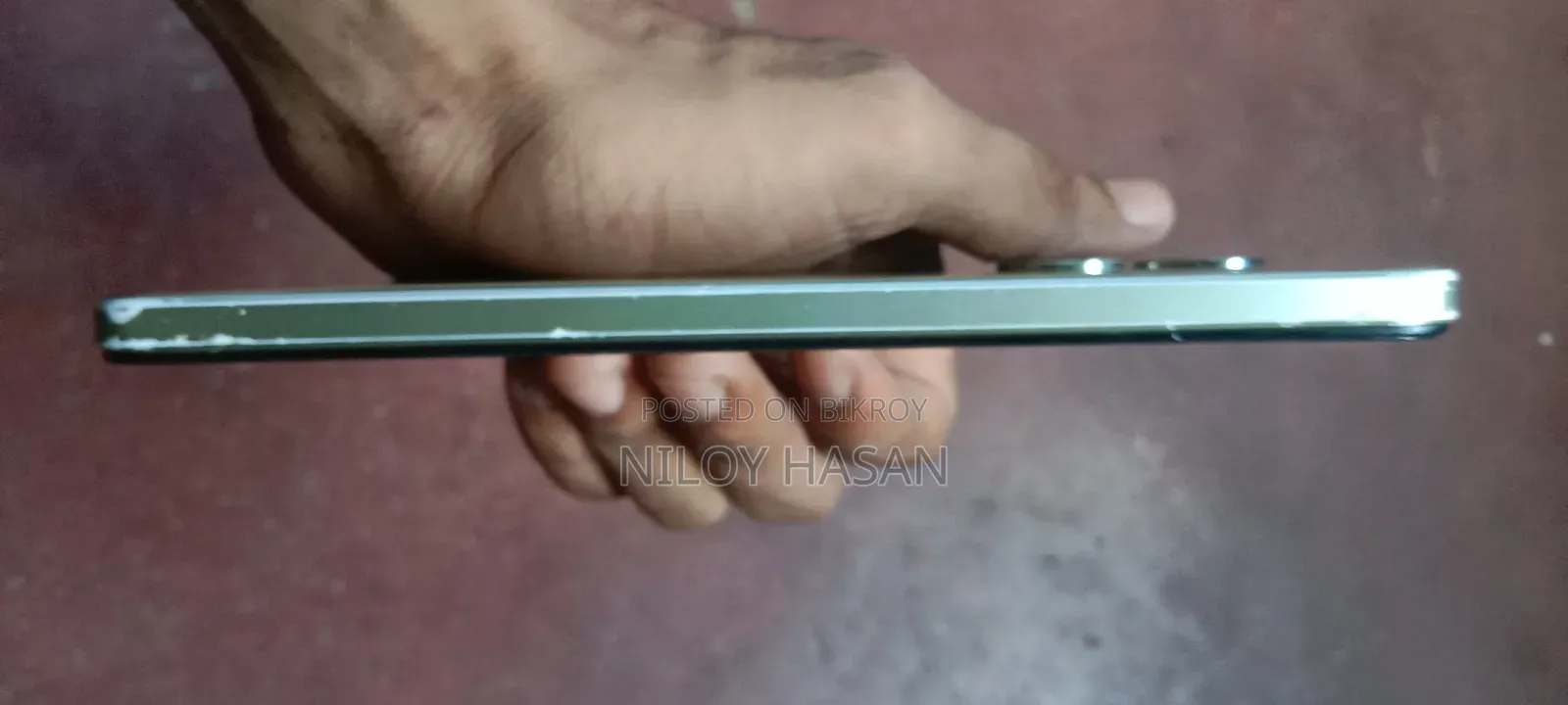 ভীভো ওয়াই ১৬ ৬৪ জিবি গোল্ড